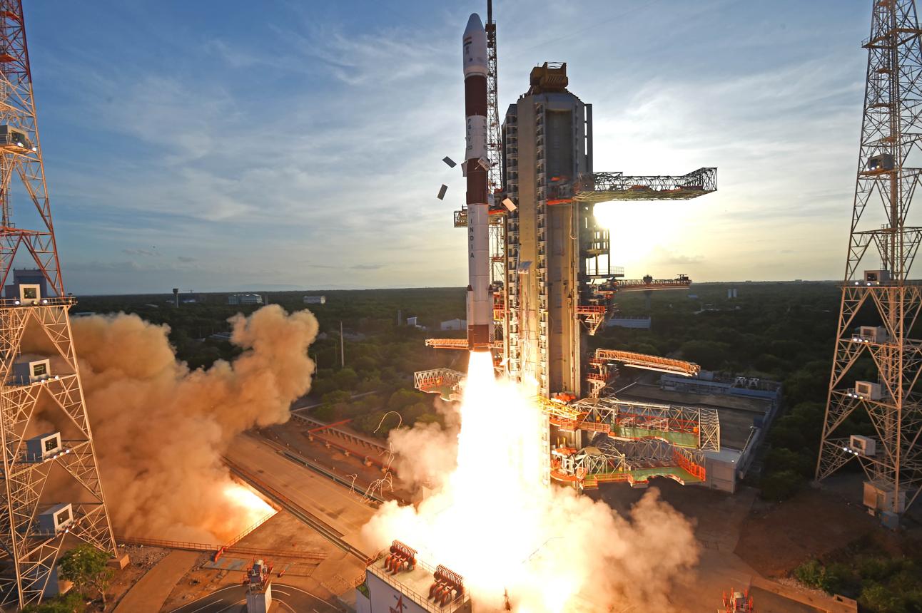 Space Technology: Science And Technology 100 MCQs